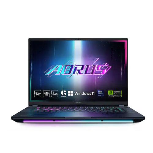 Gigabyte Aorus Master 18 AM8H Ultra 9 275HX Processor 18 Inch Laptop